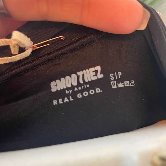 Smoothez Black Long Sleeve Bodysuit - Picture 8 of 8